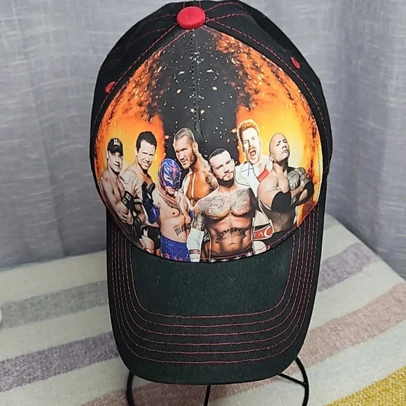 WWE HAT - Picture 3 of 7